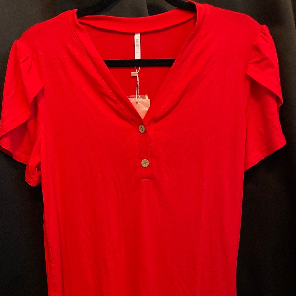 BISHUIGE Woman's Short Sleeve V-Neck Shirt  - Size L  (New w/ Tags)